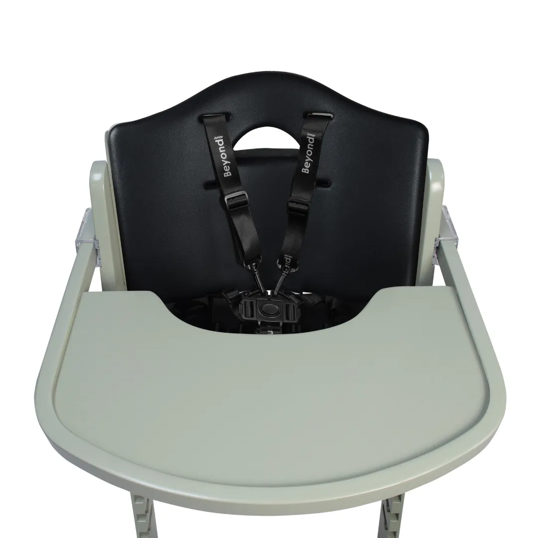 Abiie Beyond Junior Highchair - Misty Grey Black (6m )