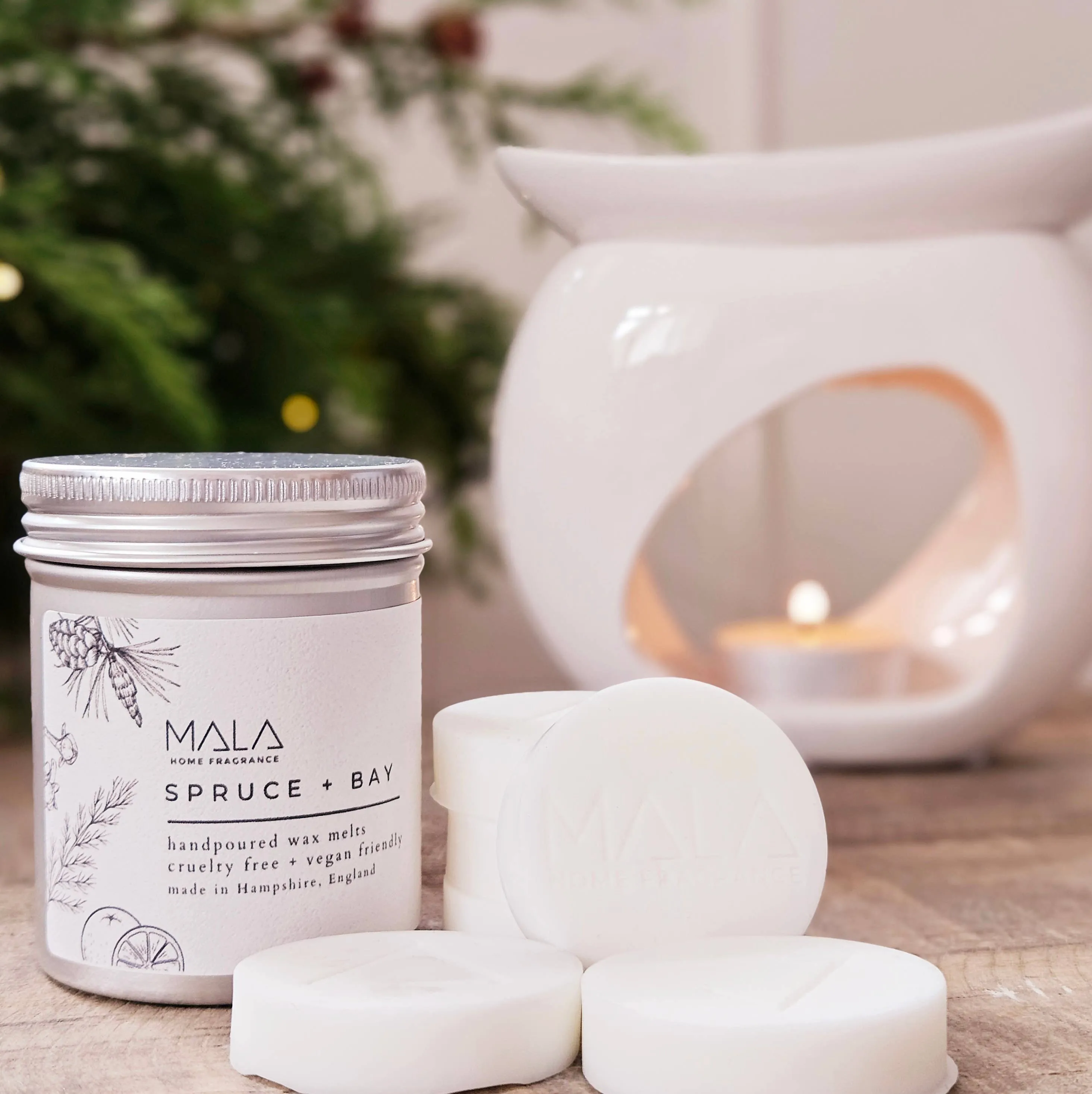 Mala Home Fragrance Luxury Wax Melt Tins - Spruce And Bay Wax Melts